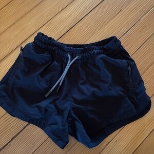 Athelta girl short